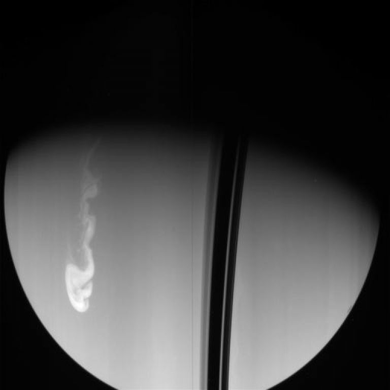 Imperdible: Tormenta blanca se pasea por Saturno
