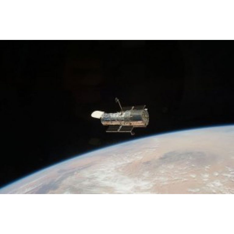 Telescopio Hubble observ la galaxia ms distante vista jams