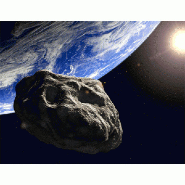 Asteroide pasará a 323 mil kilómetros de la Tierra