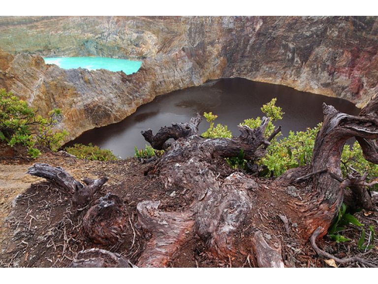 Los misterios de los lagos del volcn Kelimutu