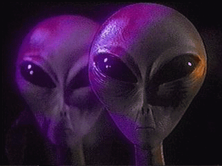 ¿Por qué los extraterrestres tienen ojos grandes y rasgados?